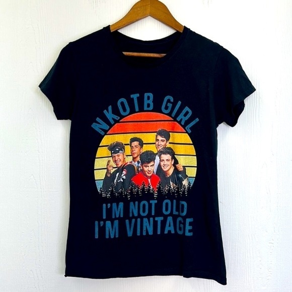 Hanes - NKOTB Girl I’m Not Old I’m Vintage New Kids On The Block T Shirt Small - Picture 6 of 8